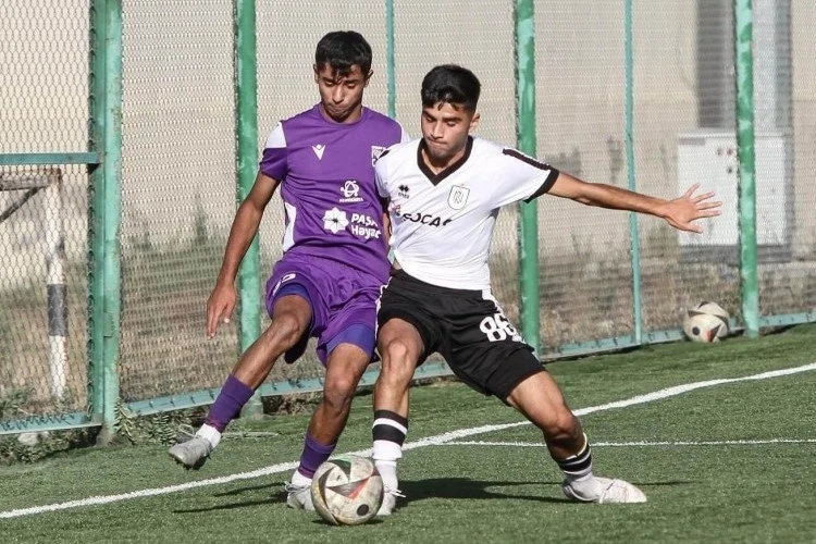 Neftçi və Kəpəz qələbə qazandı