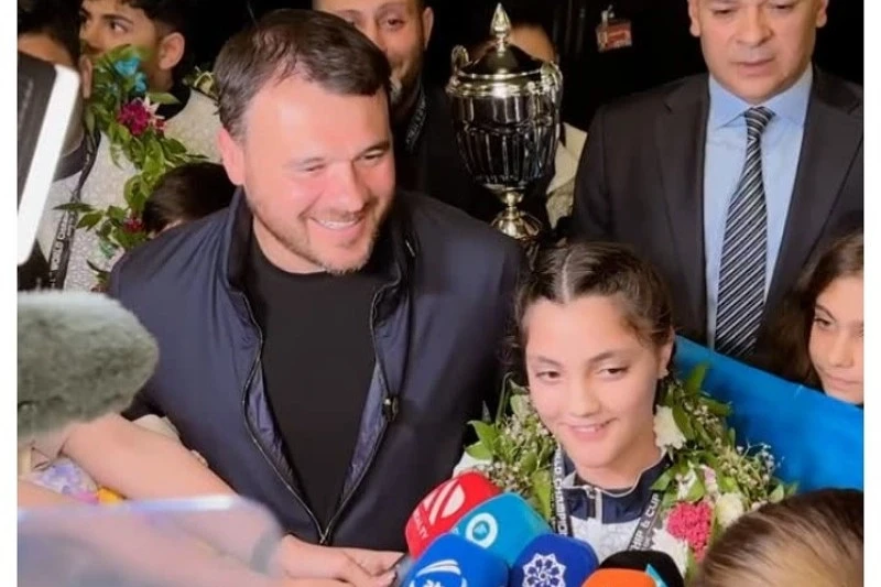 Emin Ağalarov Əminənin uğur yolundan söz açıb