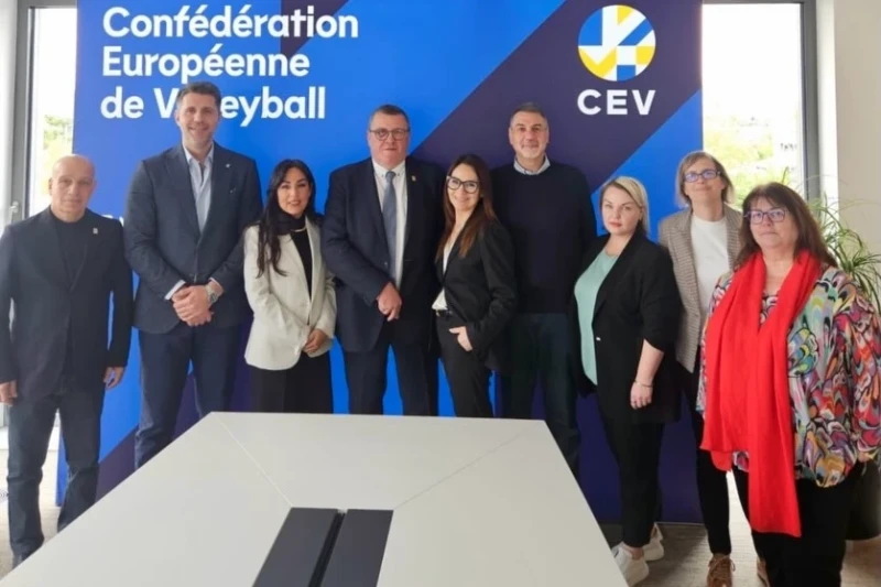 Zöhrab Gözəlbəyli CEV Maliyyə Komissiyasının Lüksemburqdakı iclasında iştirak edib