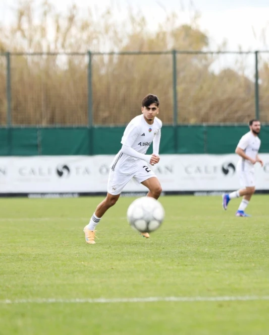 В матче «Карабах» - «Осиек» дебютировали два футболиста: 15-летний Али Баширов и 19-летний Бахруз Гурбанлы.