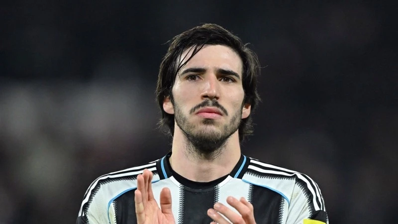 Tottenhem Sandro Tonali transferi ilə maraqlanır