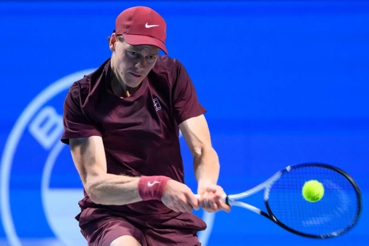 Yannik Sinner Defeats Ben Shelton at ATP Finals
