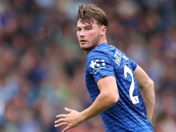 Sevilya Evertonun futbol&ccedil;usu Natan Petersonla maraqlanır