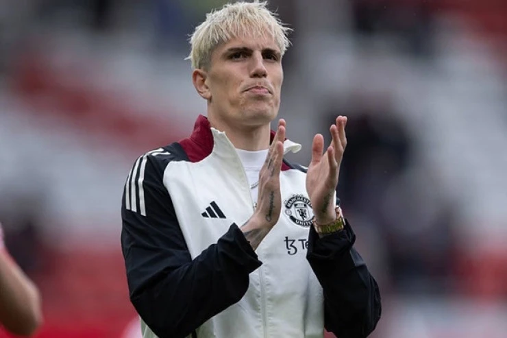 Chelsea Garnacho Transferi İçin Manchester United ile Görüşmelere Başladı