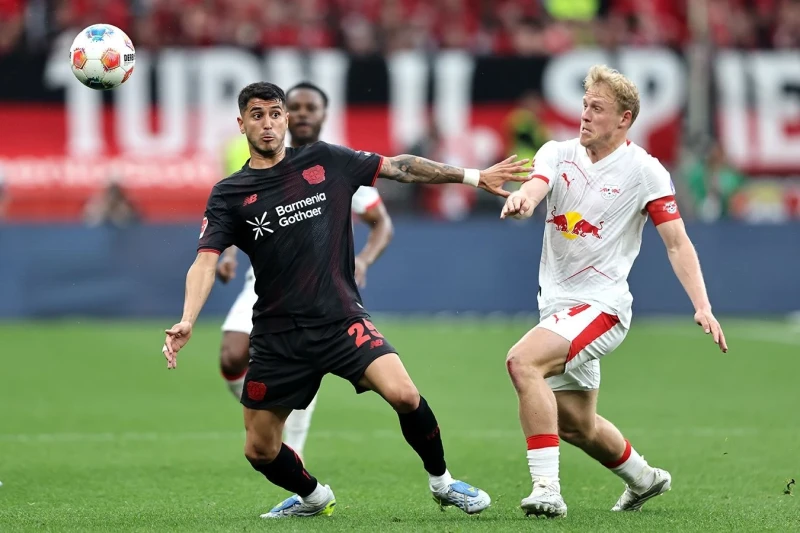 Bundesliqa: Bayer Leypsiqi darmadağın etdi, Bavariya Haydenhaym ilə heç-heçə etdi + Nəticələr