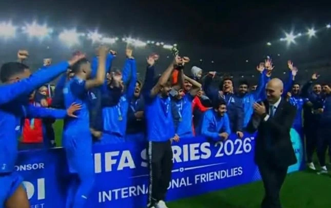 Azerbaycan Milli Takımına FIFA Series – 2026 turnuvasının kupası takdim edildi