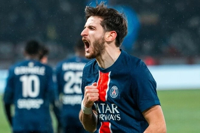 Khvicha Kvaratskhelia'nın PSG'deki Eşsiz Şampiyonlar Ligi Başarısı