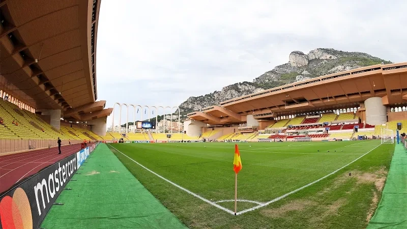 Mançester Siti futbolçusunu Monakoya icarəyə verdi