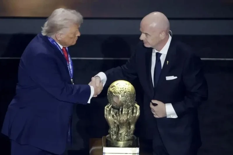 Tramp FIFA-nın ona Sülh Mükafatı verməsindən danışıb