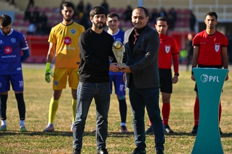 Bəhruz Teymurov mükafatına qovuşdu