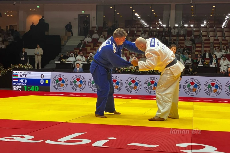 Əbu-Dabi Böyük Dəbilqə Turniri: Uşanqi Kokauri bürünc medal qazandı, Murad Fətiyev yarımfinalda
