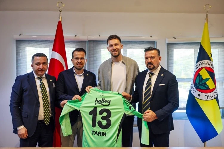 Fənərbaxça Tarık Çetinlə müqaviləni uzadıb