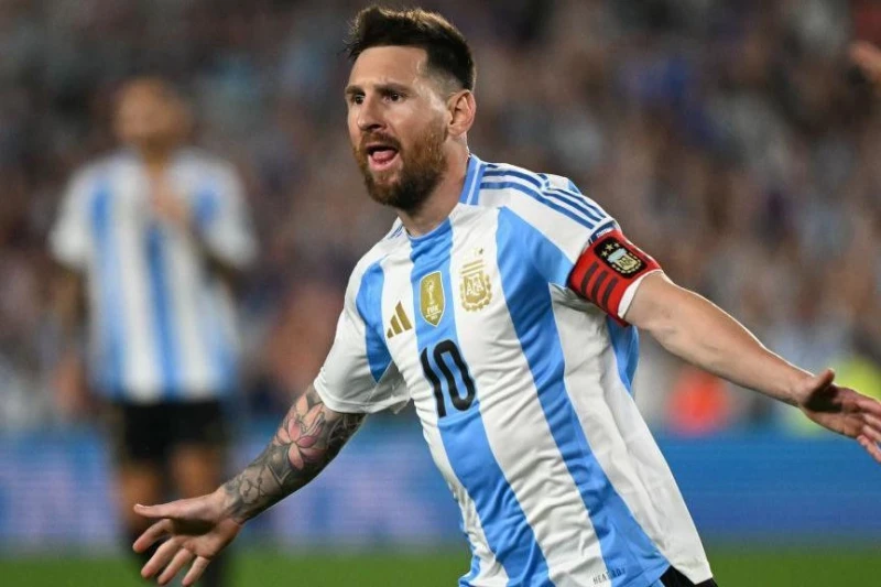 Messi Argentina millisinə qayıdışının səbəblərini açıqlayıb