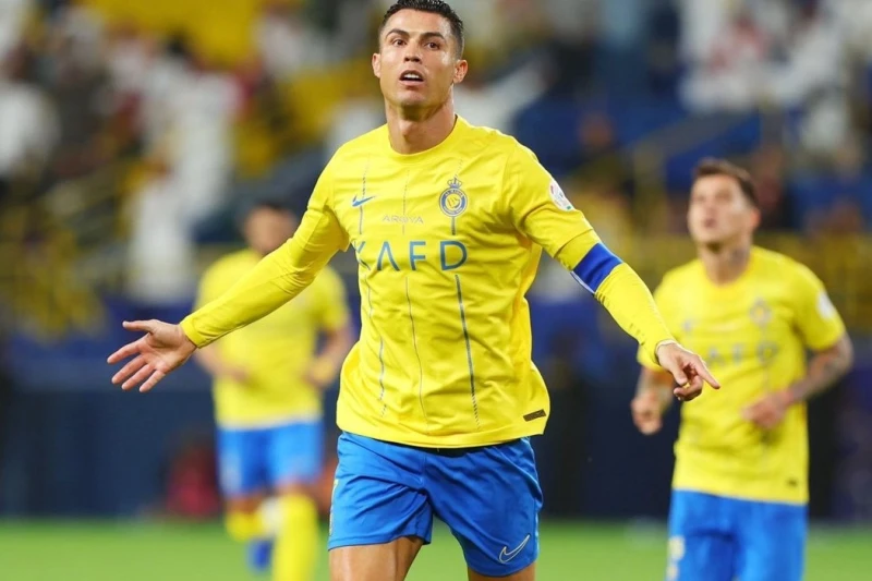 “Futbol Ronaldoya hər şeyi verib”