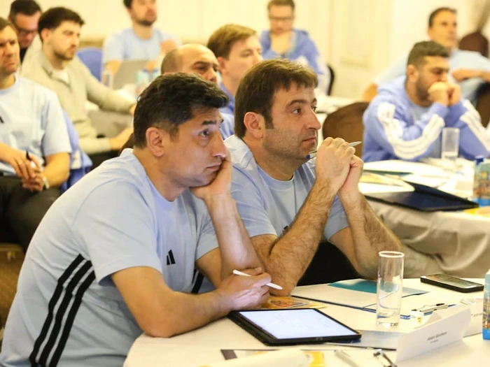Aslan Kerimov ve Osman Rahimov, UEFA'nın Oyun Analizi Paylaşım Seminerine katıldı