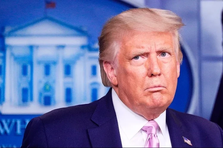 Donald Tramp Amerika futboluna yeni ad təklif edib