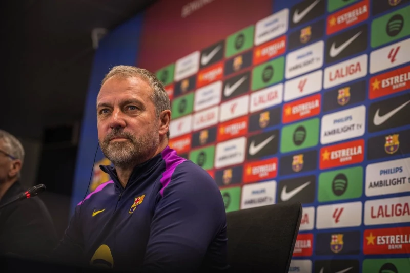 Барселона не спешит с трансфером защитника: Заявление Флика