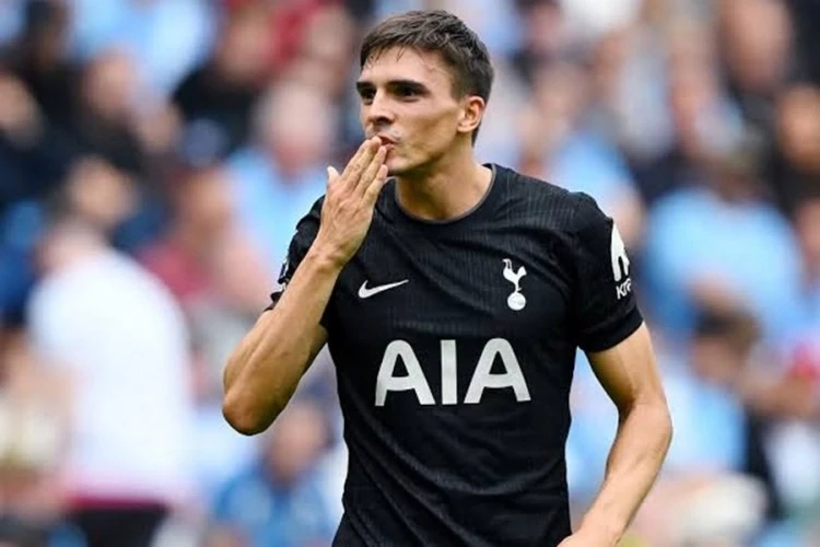 Tottenhem Joao Palinyanın transfer hüquqlarını alacaq