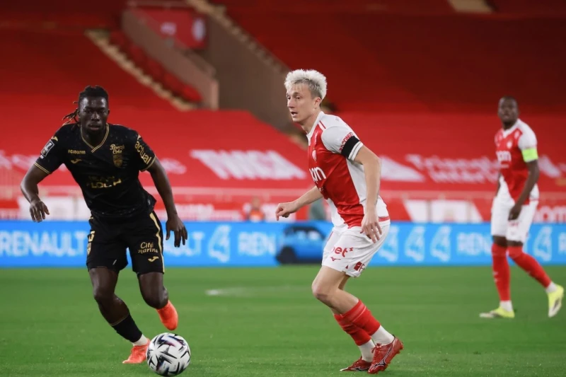 Monako ardıcıl dördüncü məğlubiyyətini yaşadı: Loryandan 3:1 hesabı ilə məğlubiyyət