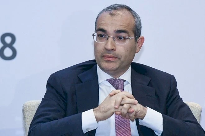 Mikayıl Cabbarov Ülviyyə Musayevanı Avropa çempionatındakı qələbəsi münasibətilə təbrik edib