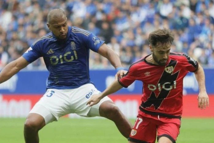 Oviedo - Rayo Vallecano match ended in a goalless draw, with one player from each team receiving a red card