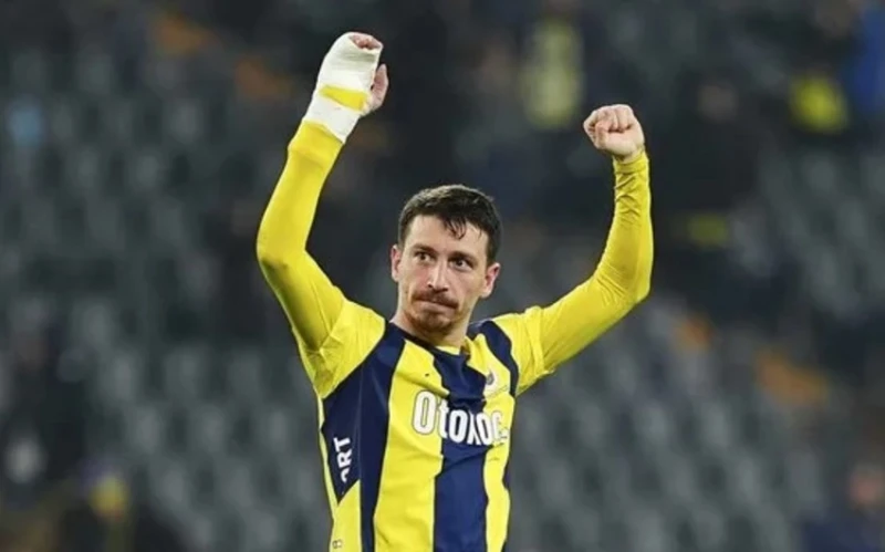 "Fənərbaxça"nın futbolçusu xəstəxanaya yerləşdirildi