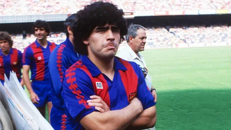 Рваная майка Диего Марадоны продана за рекордную цену