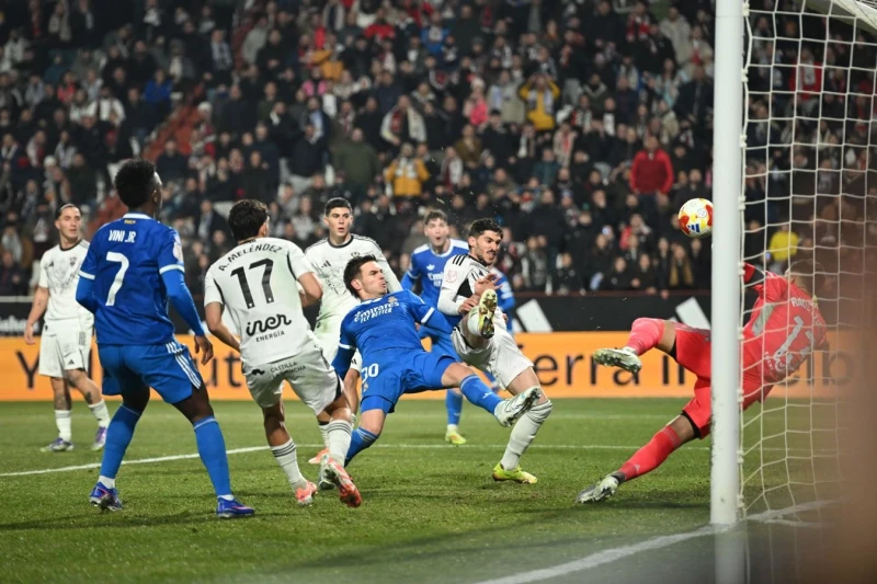 Real Madrid Kral Kupası'nda Albaceteye yenilerek elendi - VİDEO