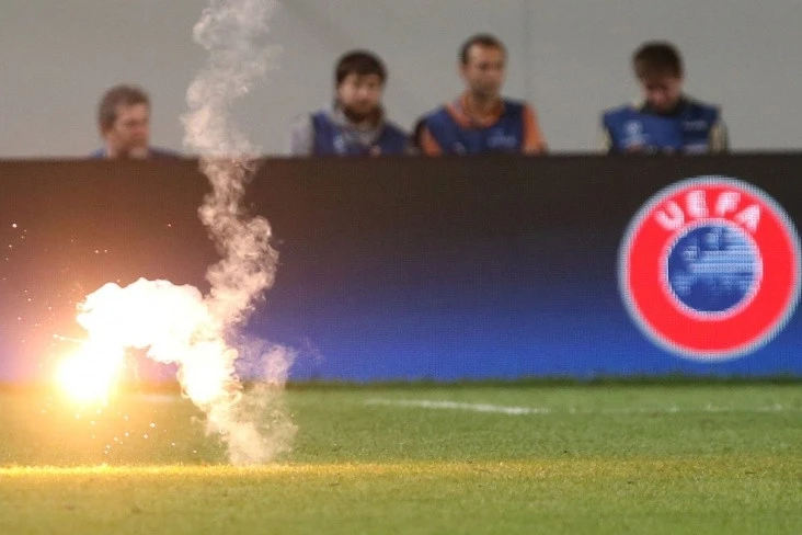 Napoli azarkeşləri Eyndhovendə həbs edilərək Niderlanddan qovulub