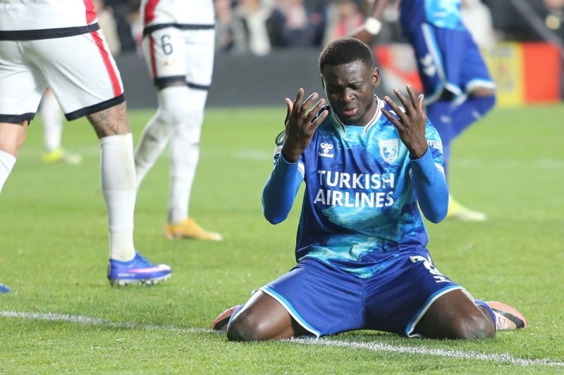 Konfrans Liqası: 1/8 Final Cavab Oyunlarının Nəticələri