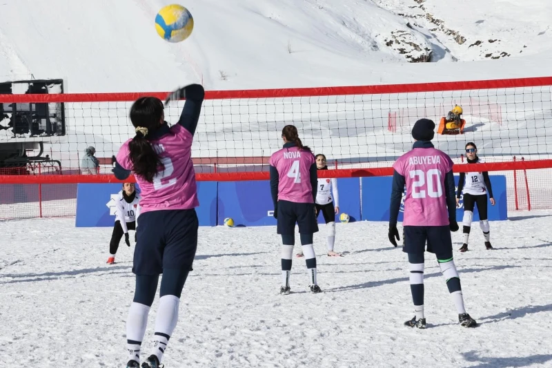 Qar voleybolu üzrə ölkə kubokunun qalibləri müəyyənləşdi