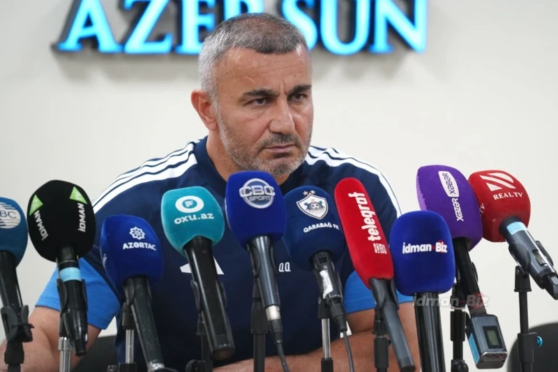 Qurban Qurbanov: “Duran kimi oyunçu komandada daim olsun”