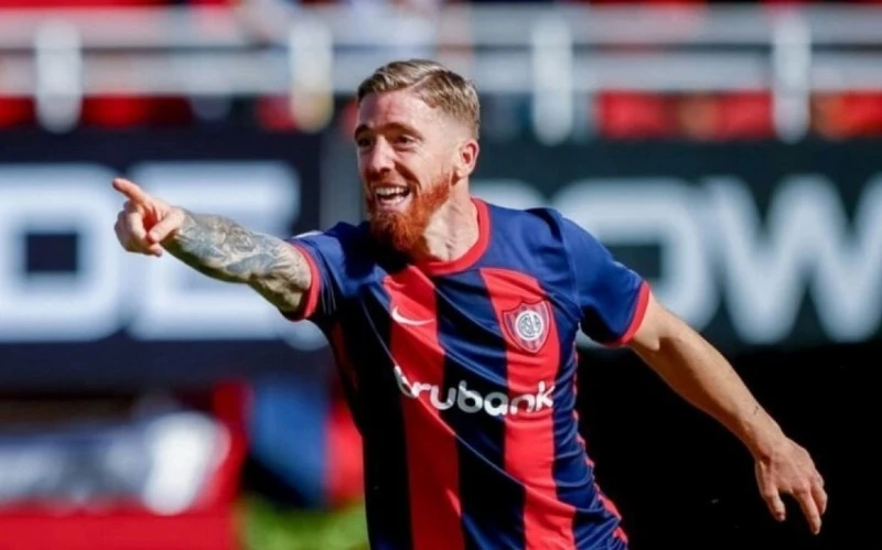 Iker Muniain Leaves San Lorenzo Club