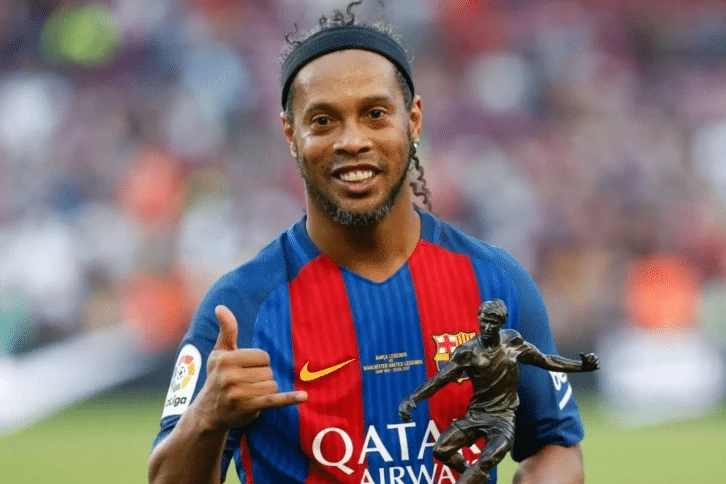 Ronaldinyo yenidən Azərbaycana gəlir