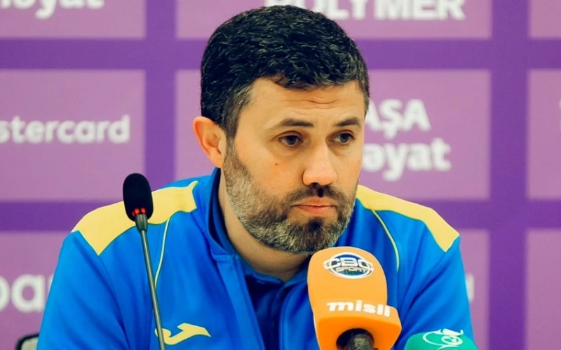 "Kəpəz"in baş məşqçisi: "Komandanın içərisində problem var"