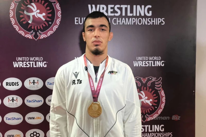 Али Цокаев выиграл золото на чемпионате Европы: Победа золотой медали в дебюте радует