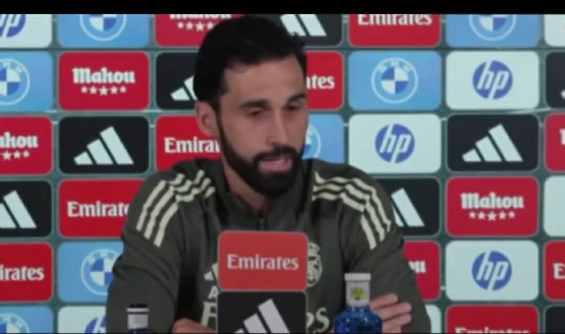 Arbeloa Real ilə yollarını ayırır