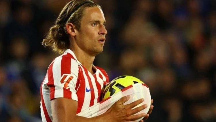 İspan milliyətçi Markos Lyorente Atlético klubunda qalacaq