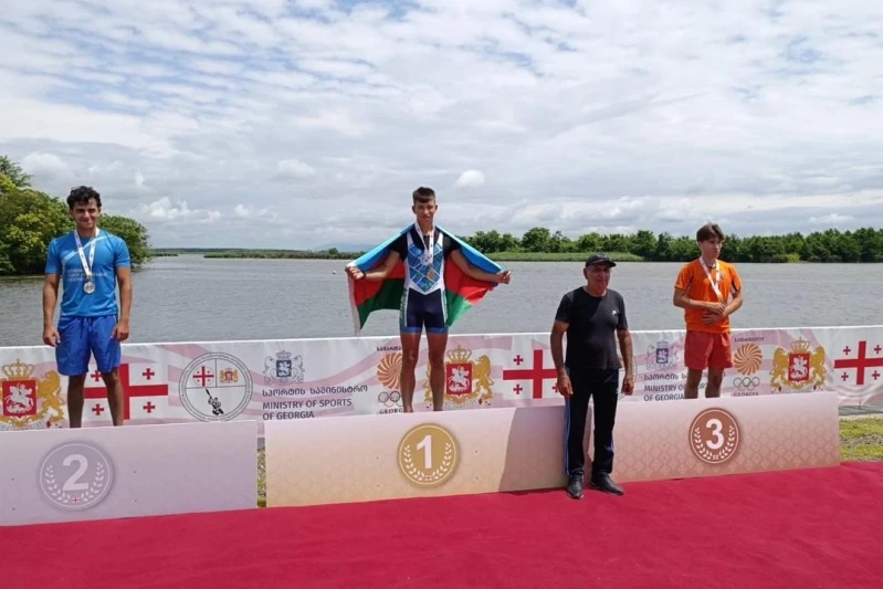 Azərbaycan avarçəkənləri Gürcüstandakı turnirdə 18 medal qazanıb