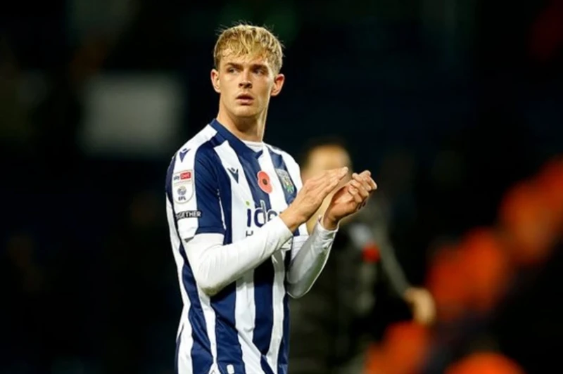 Mançester Yunayted Tobi Kolleri icarədən geri çağırdı