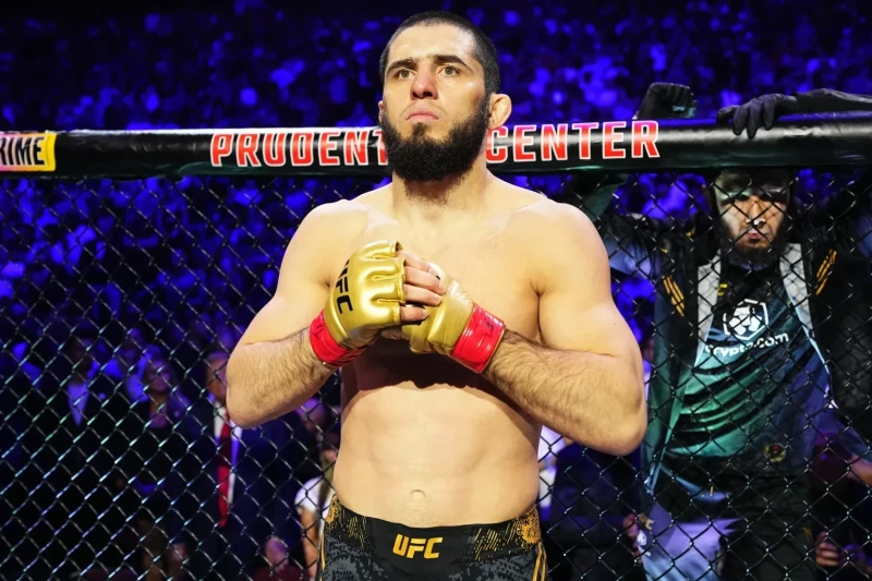 İslam Mahaçev Konor Makqreqorla boks döyüşünə hazırdır