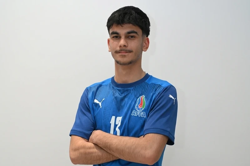 U-20 milli komandamızın heyətində Həzrət Səmədovun zədə səbəbindən çıxması