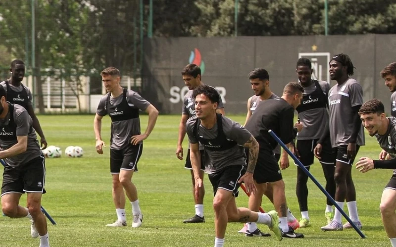 "Neftçi"nin yeddi futbolçusu "Turan Tovuz"la qarşılaşmanı buraxacaq