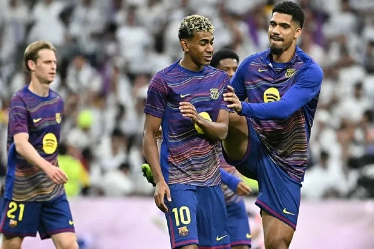 Barselona maliyyə vəziyyətini yaxşılaşdırmaq üçün Cənubi Amerikada oyun keçirə bilər Barselona maliyyə vəziyyətini yaxşılaşdırmaq üçün Cənubi Amerikada oyun keçirə bilər