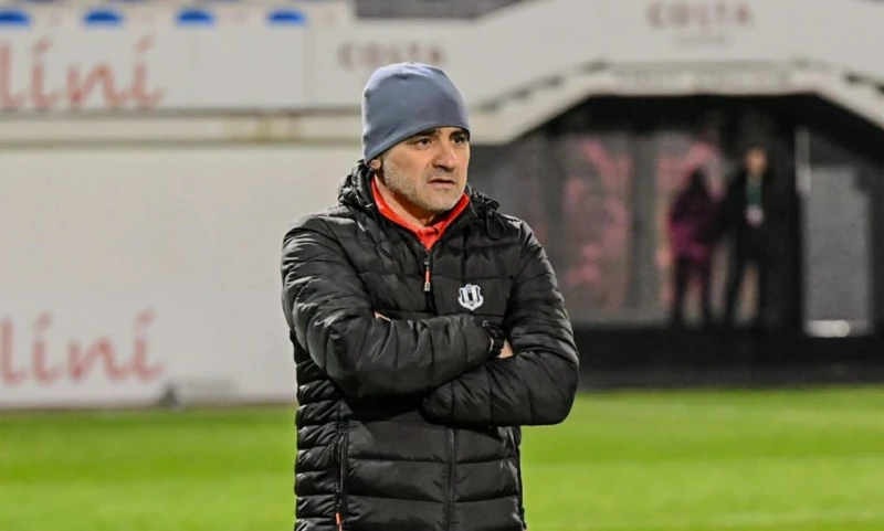 Füzuli Məmmədov: Hakimlərin səhvləri bizi Premyer Liqadan sala bilər