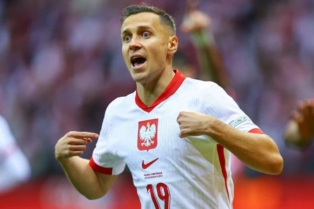 Is Frankowski's transfer to Werder possible?