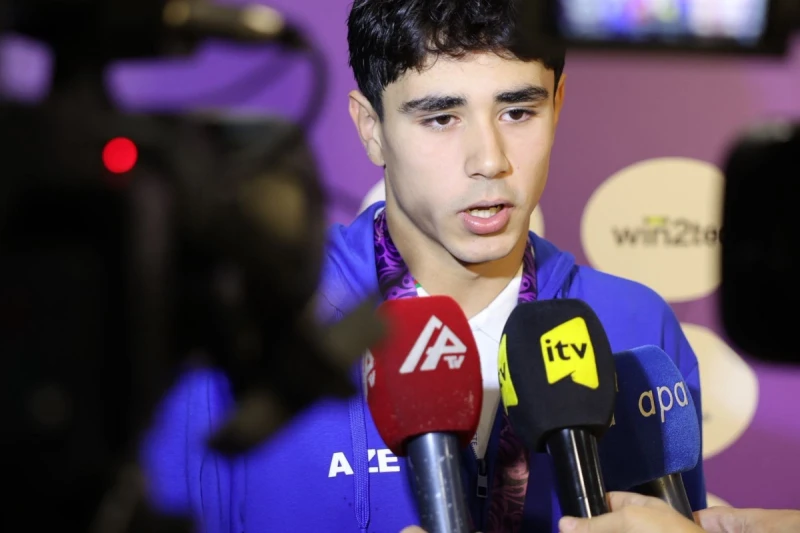 Oqtay Huseynov: The first Azerbaijani swimmer to win a gold medal at the CIS Games