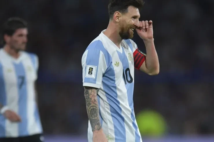 Messi karyerasında ilk dəfə D&uuml;nya &Ccedil;empionatının se&ccedil;mə turnirinin bombardiri oldu