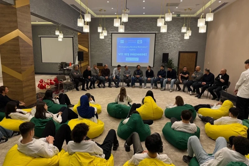 Çempion cüdoçular Şabranda Qardaşlaşmış Qarabağ Məktəbləri Qış Düşərgəsinin iştirakçıları ilə görüşüblər - FOTO