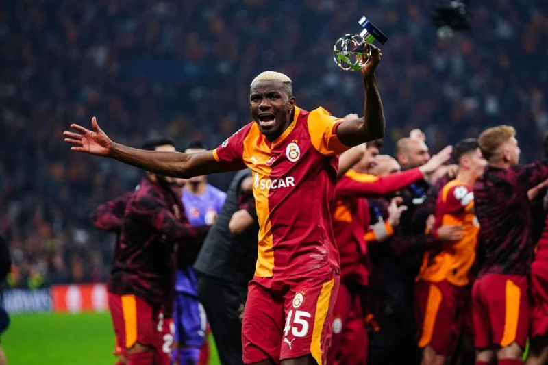 Barselona Osimhen transferi üçün beş oyunçusunu satmağa hazırdır